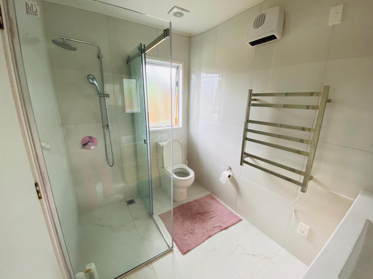 Seaviewroomsharedbathroom-202 (Adults Only) Auckland Exterior photo